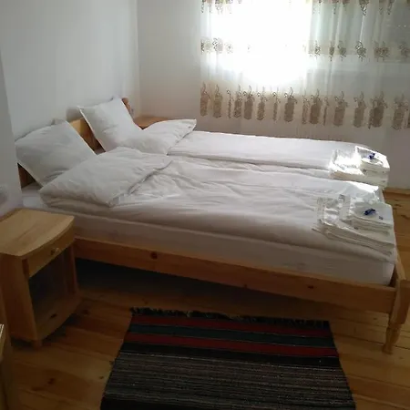 Casa de hóspedes за гости върбани
